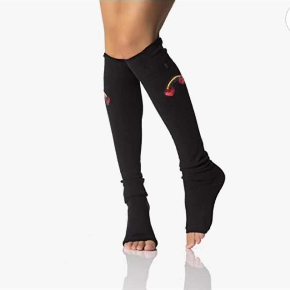 ToeSox JoJo Rainbow Heart Knee High Leg Warmers
